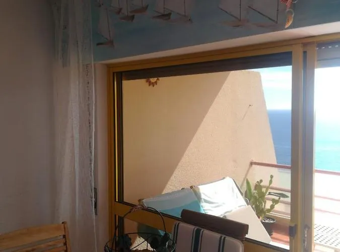 Over The Ocean アパート *