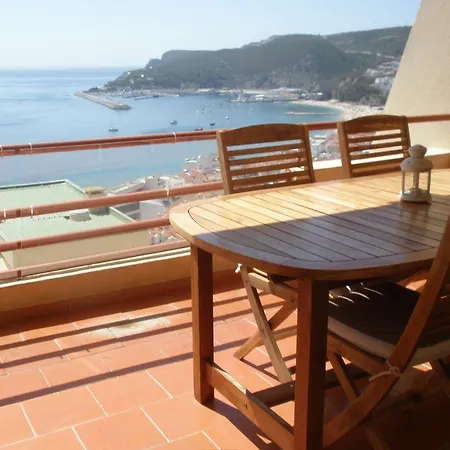 Over The Ocean Apartment